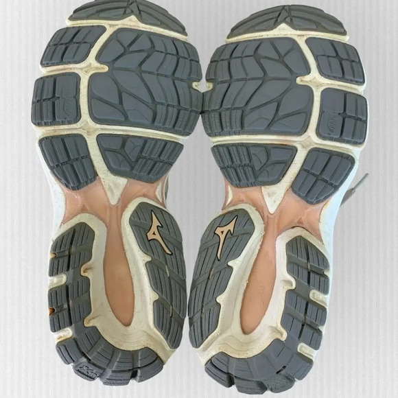 Mizuno Wave Inspire 16 Running Sneakers Athletic Shoes Womens 10.5 Pink Gray - Picture 9 of 15